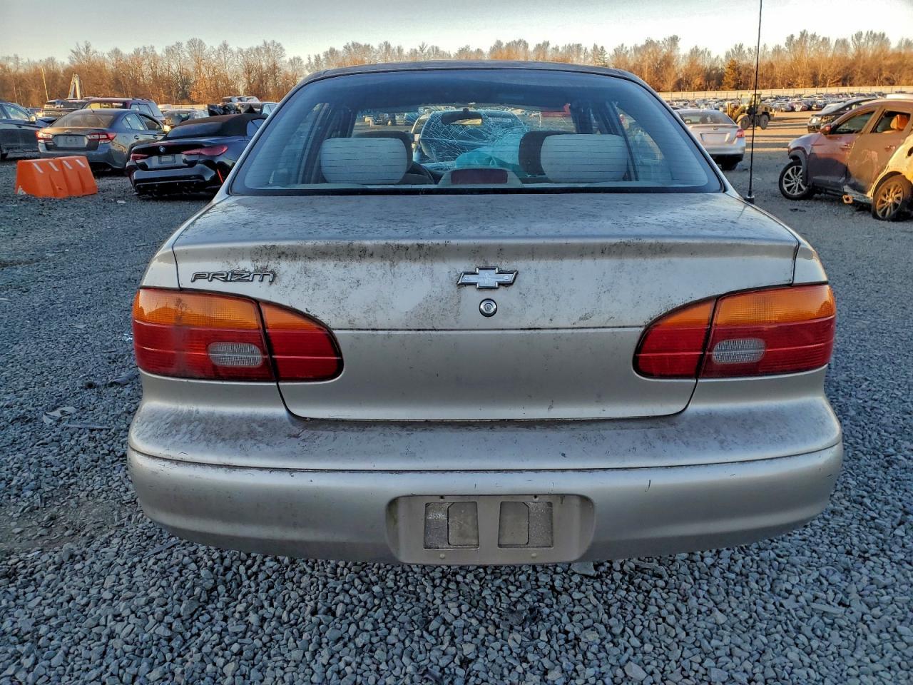 2002 Chevrolet Geo Prizm Base - Фото 6