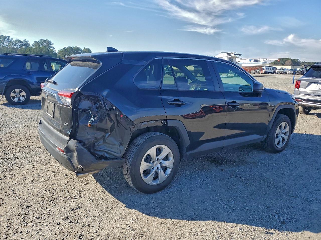 2023 Toyota Rav4 Le - Фото 3