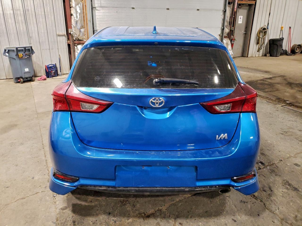 2017 Toyota Corolla Im - Фото 6