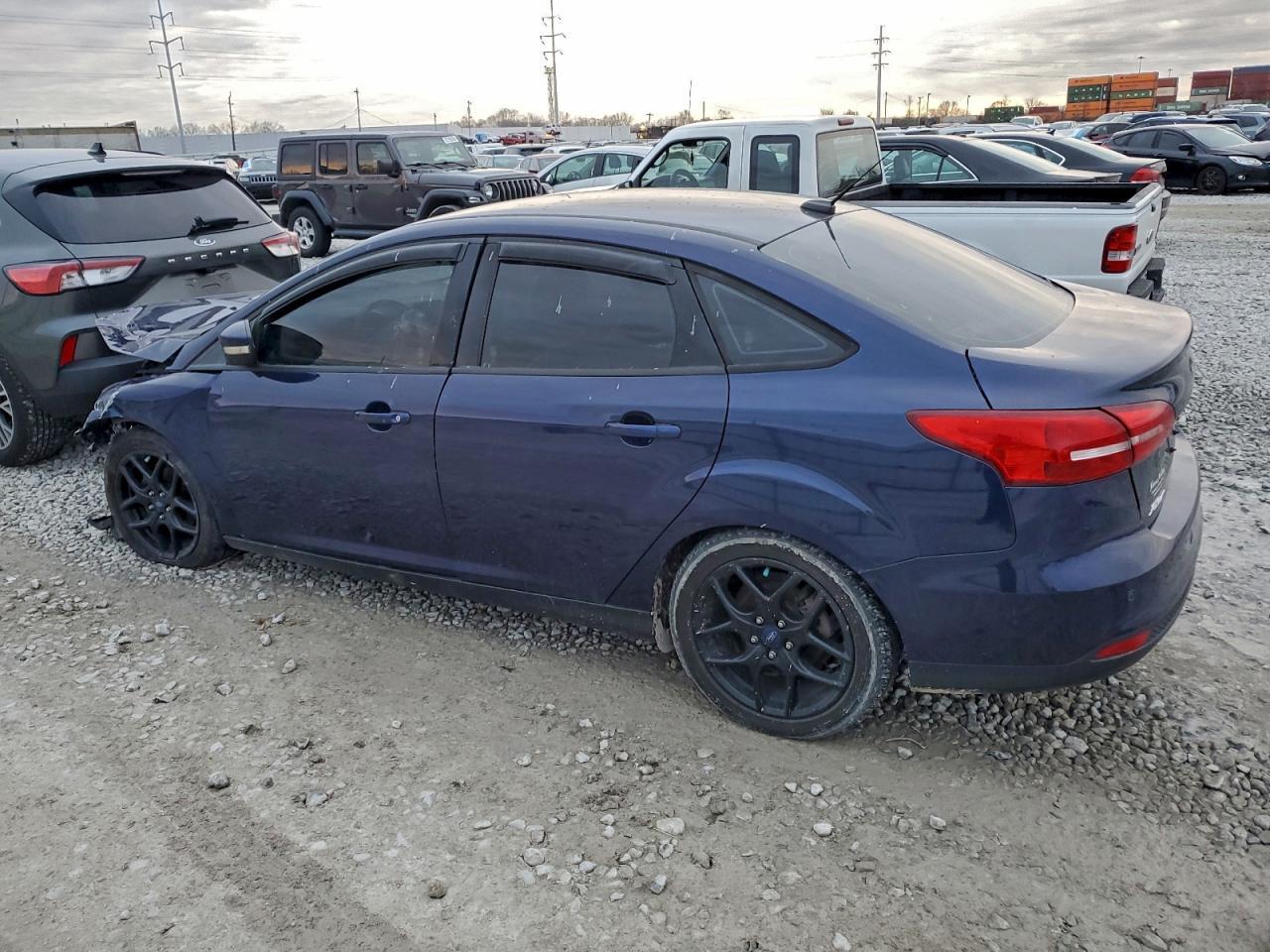 2016 Ford Focus Se - Фото 2