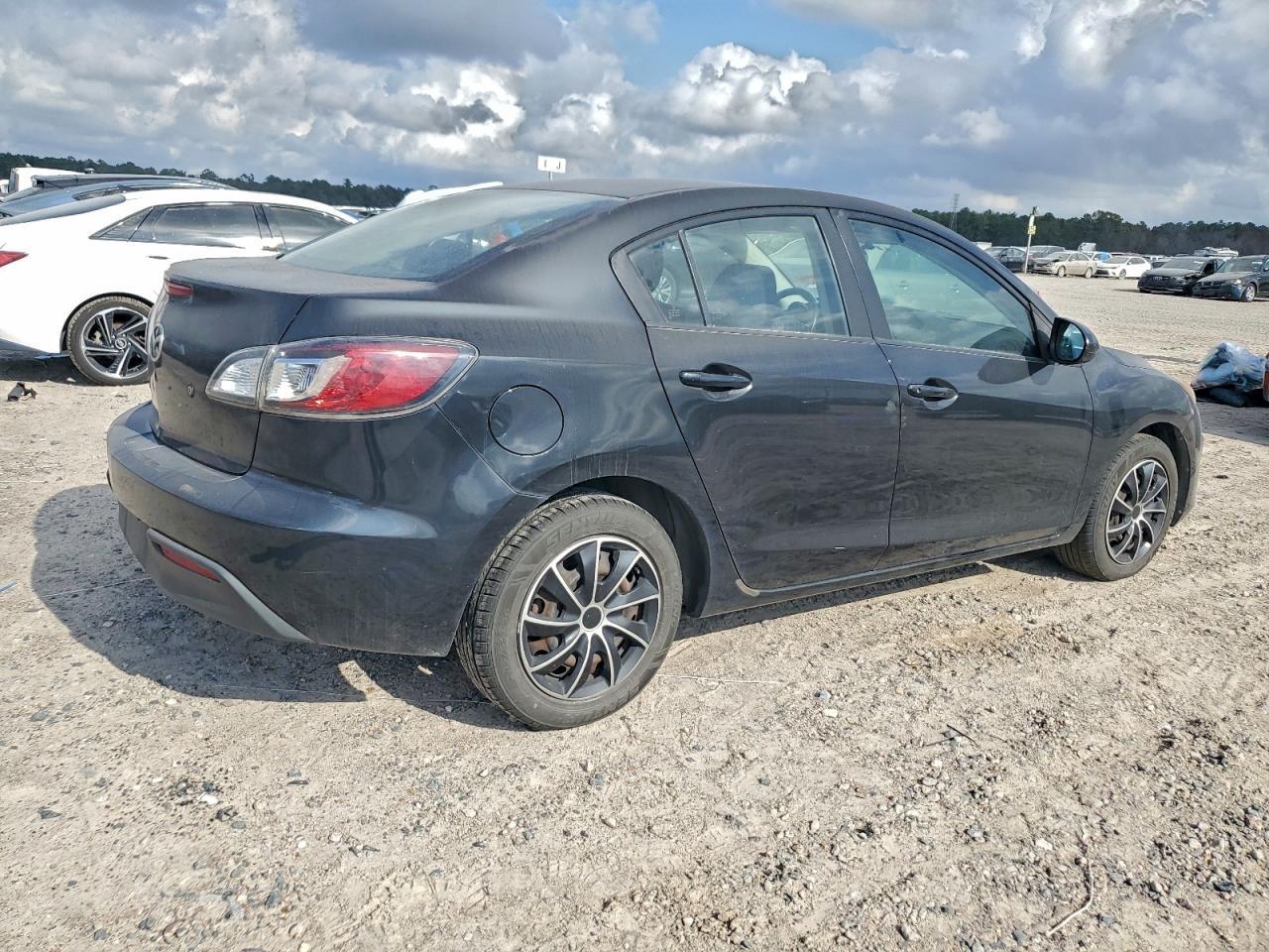 2010 Mazda 3 I - Фото 3