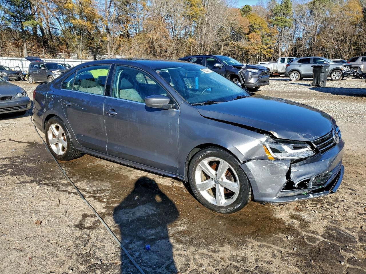 2017 Volkswagen Jetta S - Фото 4