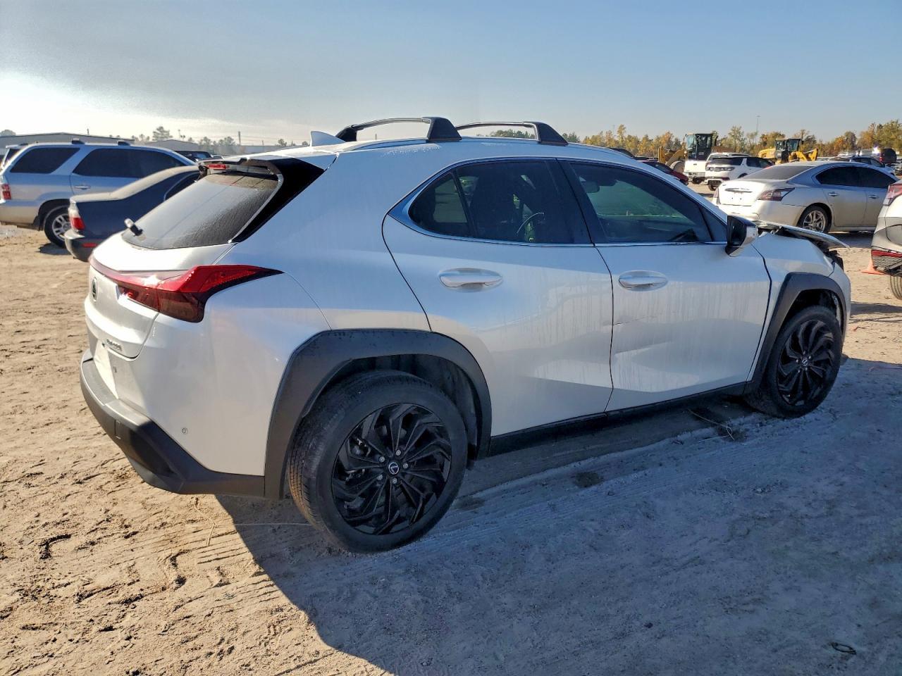 2022 Lexus Ux 200 Base - Фото 3