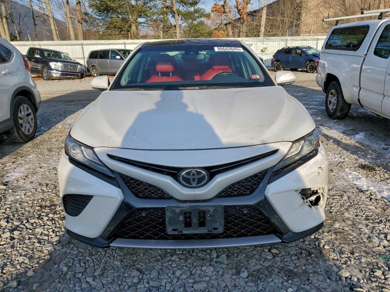 2018 Toyota Camry Xse - Image 5