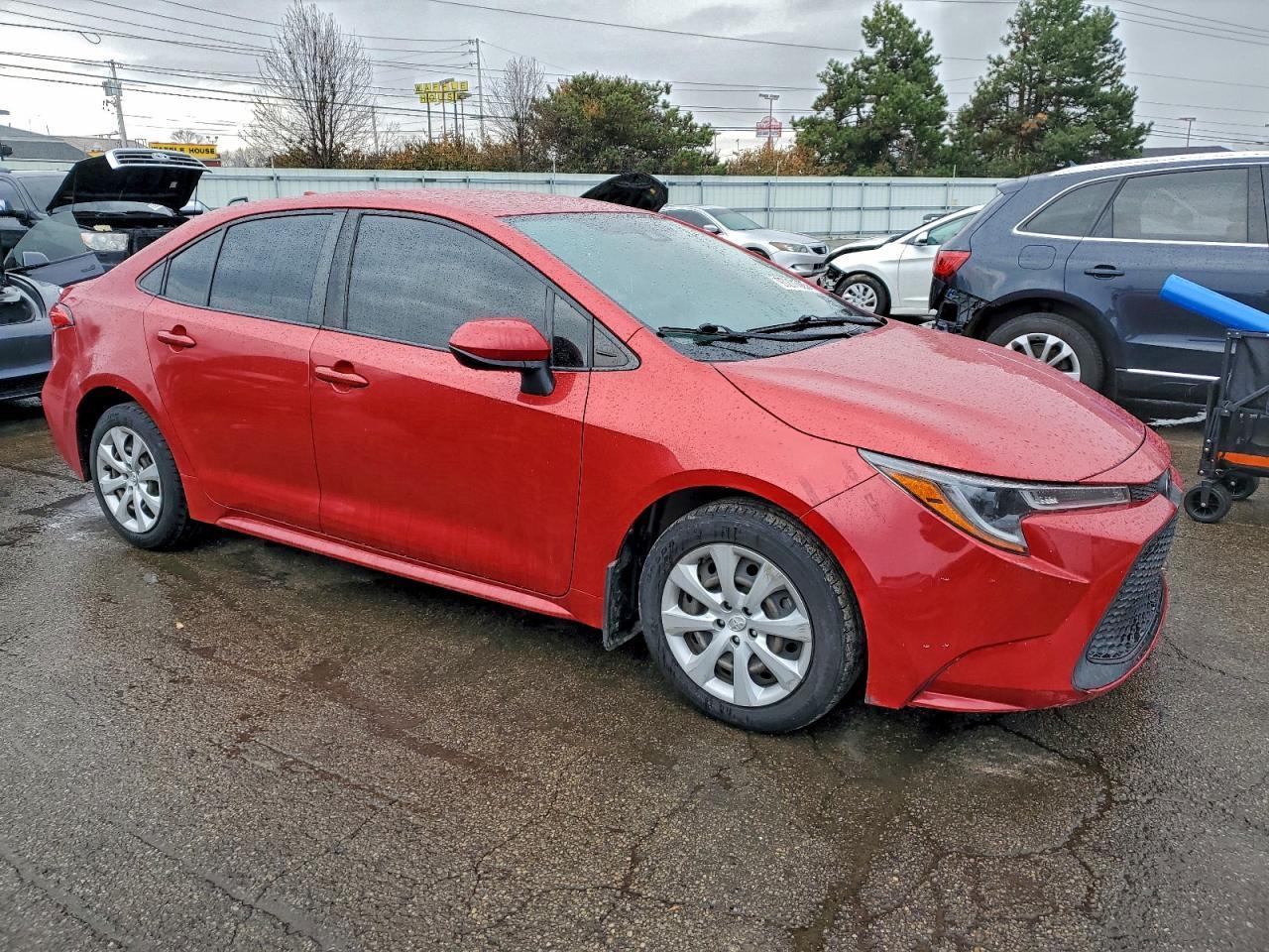 2021 Toyota Corolla Le - Фото 4