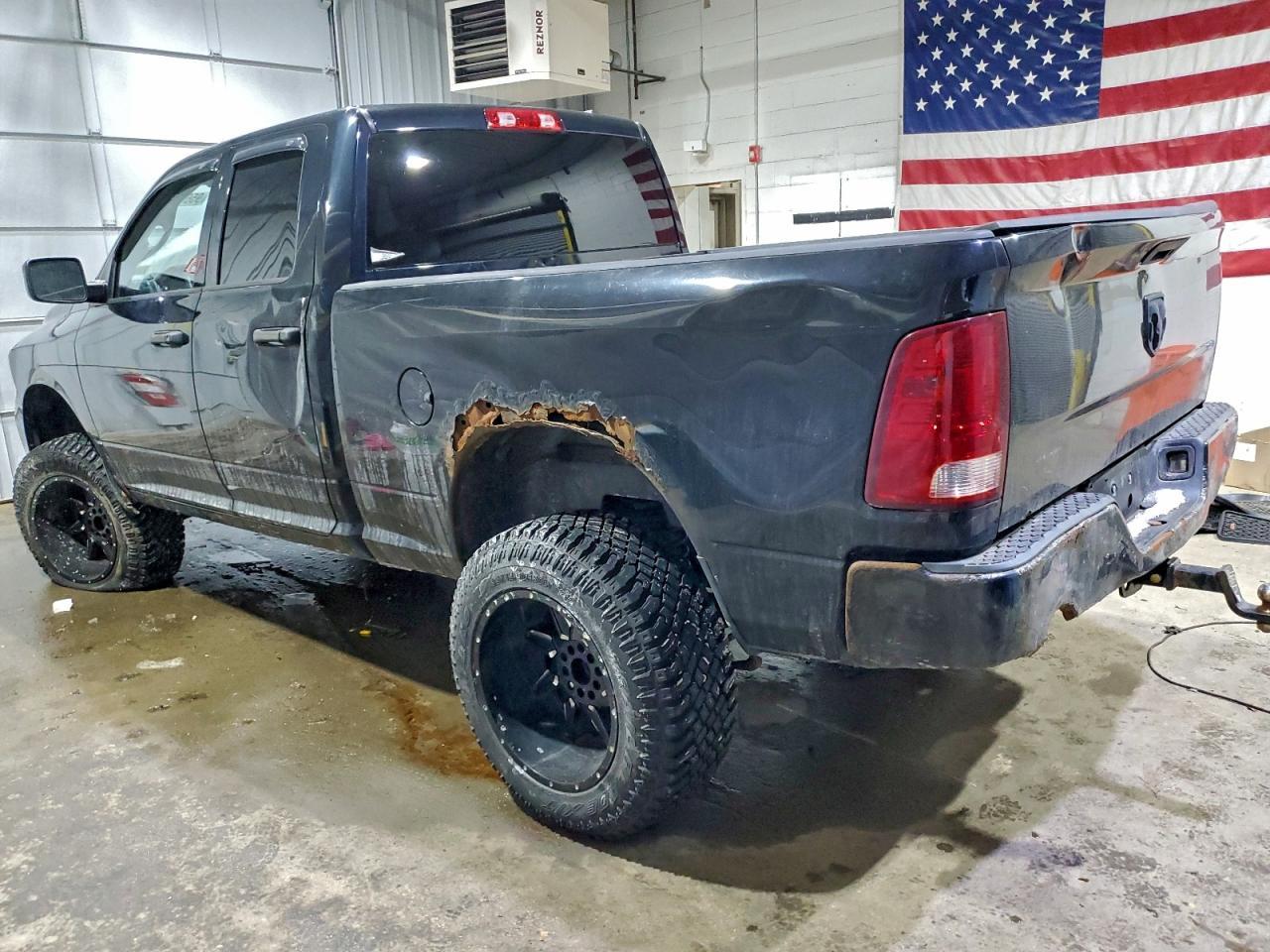 2012 Dodge Ram 1500 St - Фото 2