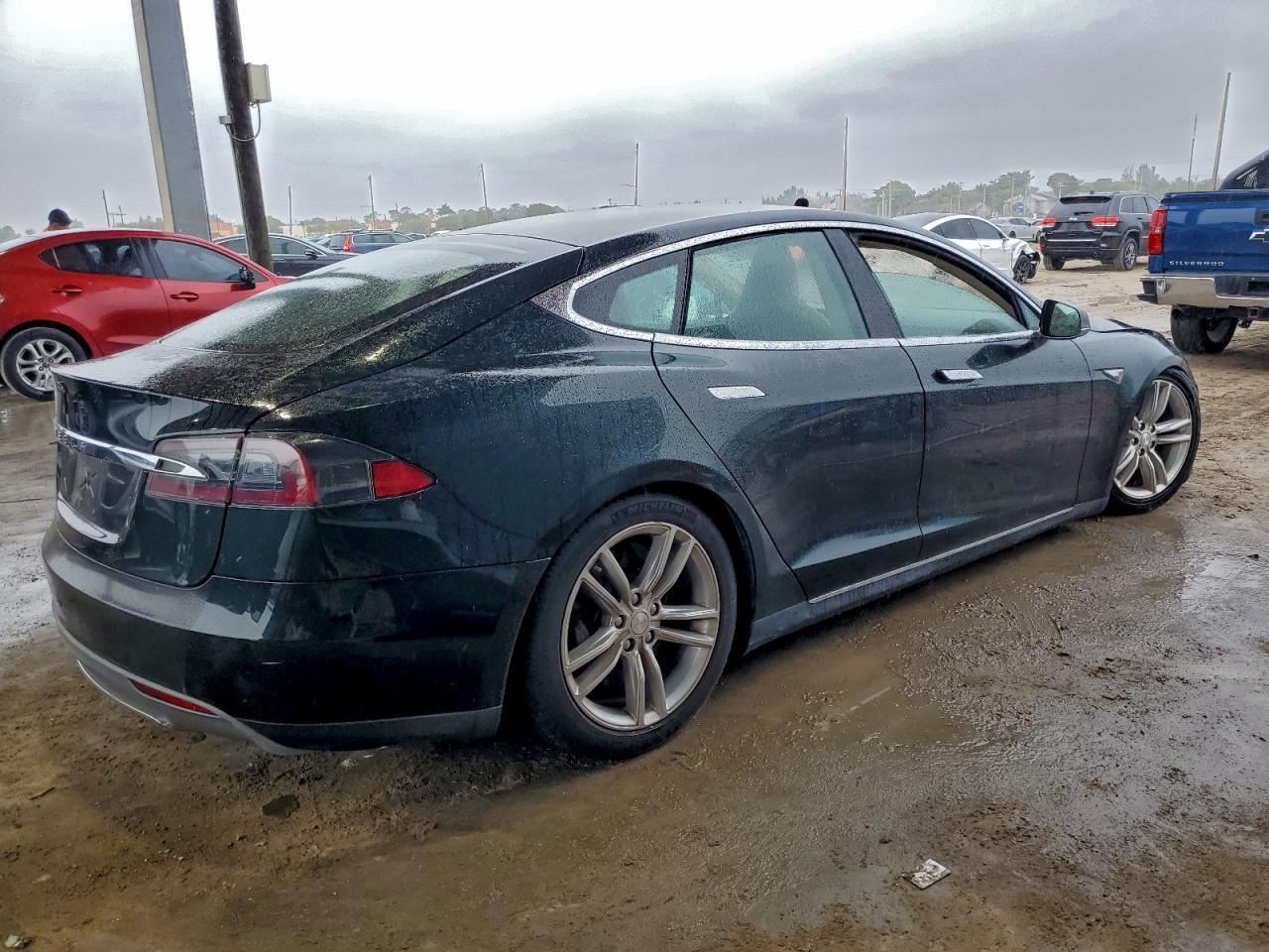 2013 Tesla Model S - Фото 3