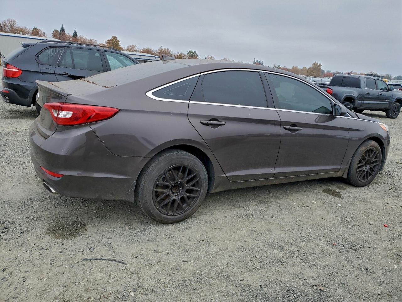 2015 Hyundai Sonata Se - Image 3