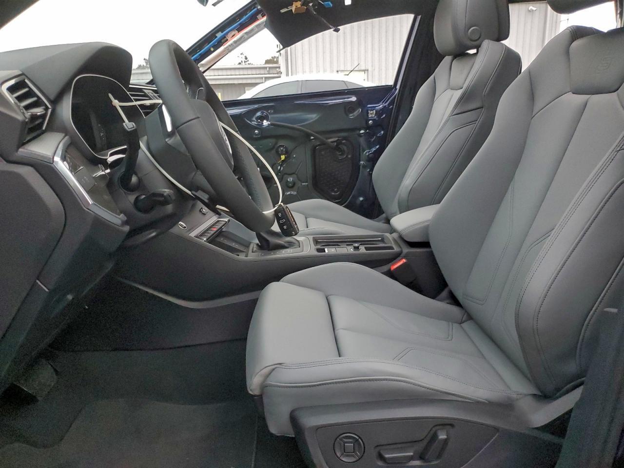 2025 Audi Q3 Premium S Line 45 - Фото 7