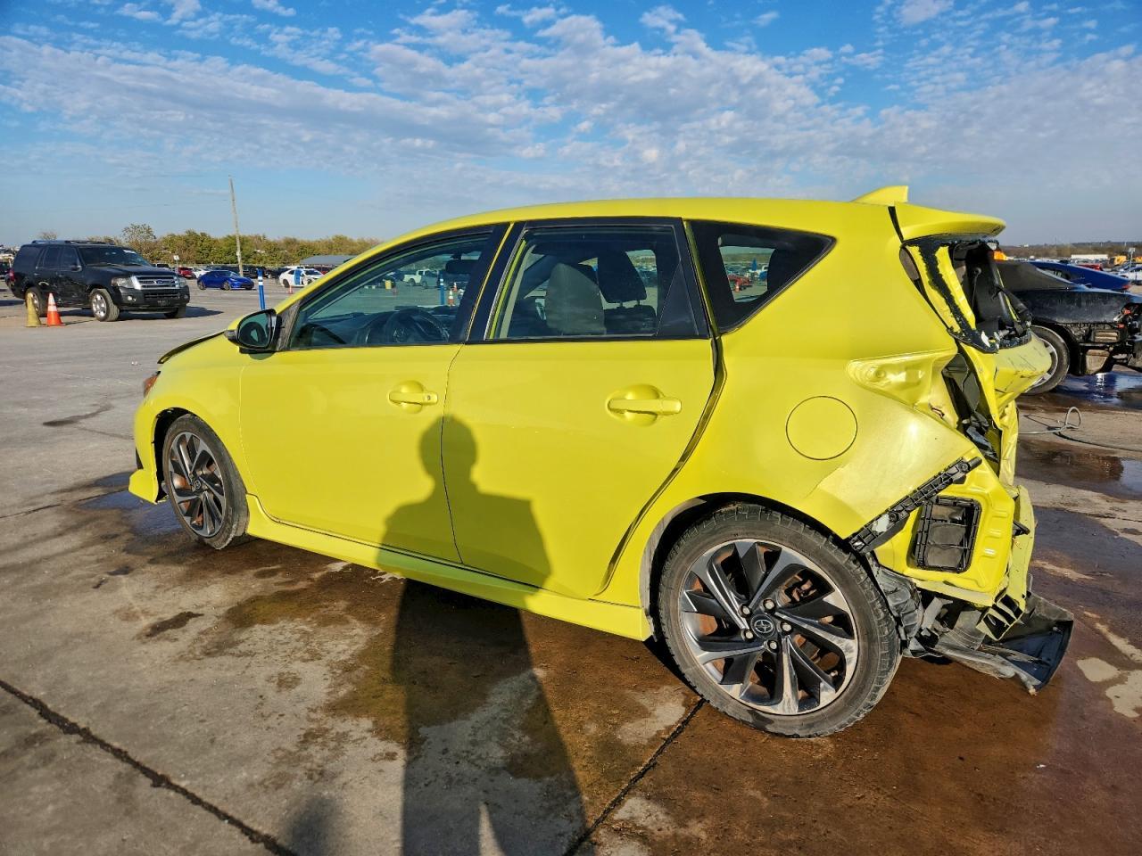 2016 Scion Im Base - Image 2