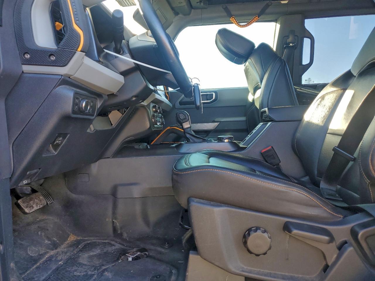 2021 Ford Bronco Base - Image 7
