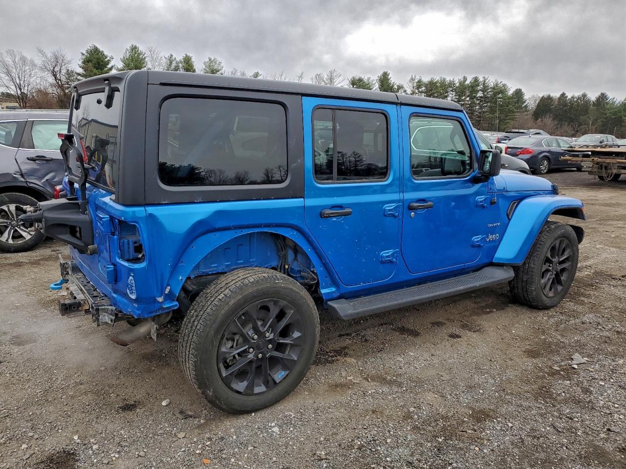 2022 Jeep Wrangler Unlimited Sahara 4Xe - Фото 3