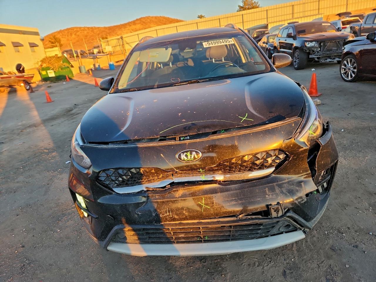 2020 Kia Niro Lxs - Фото 5