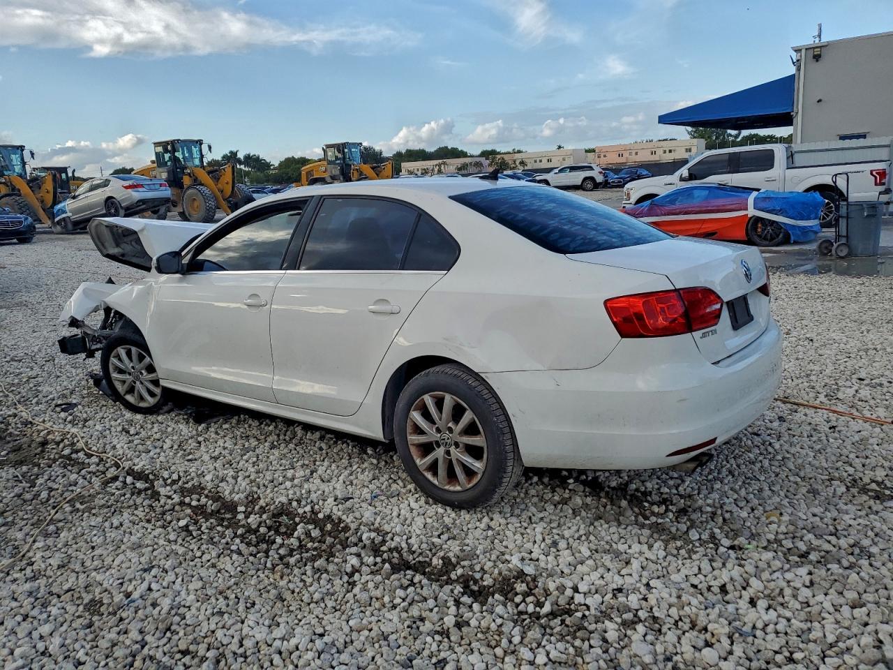 2013 Volkswagen Jetta Se - Фото 2