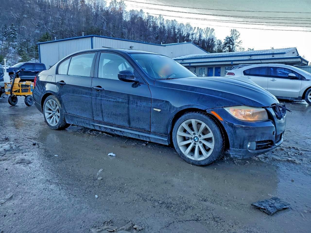 2011 BMW 328 I - Фото 4
