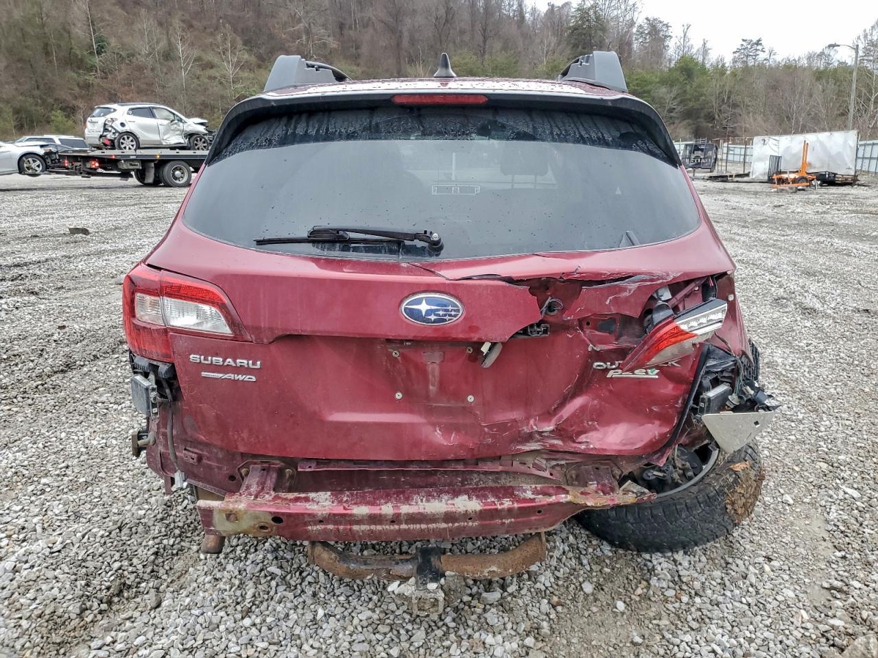 2017 Subaru Outback 2.5I Limited - Image 6