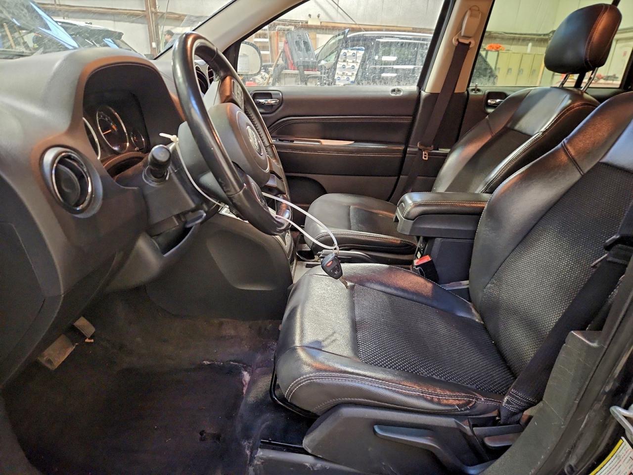 2014 Jeep Compass Sport - Фото 7