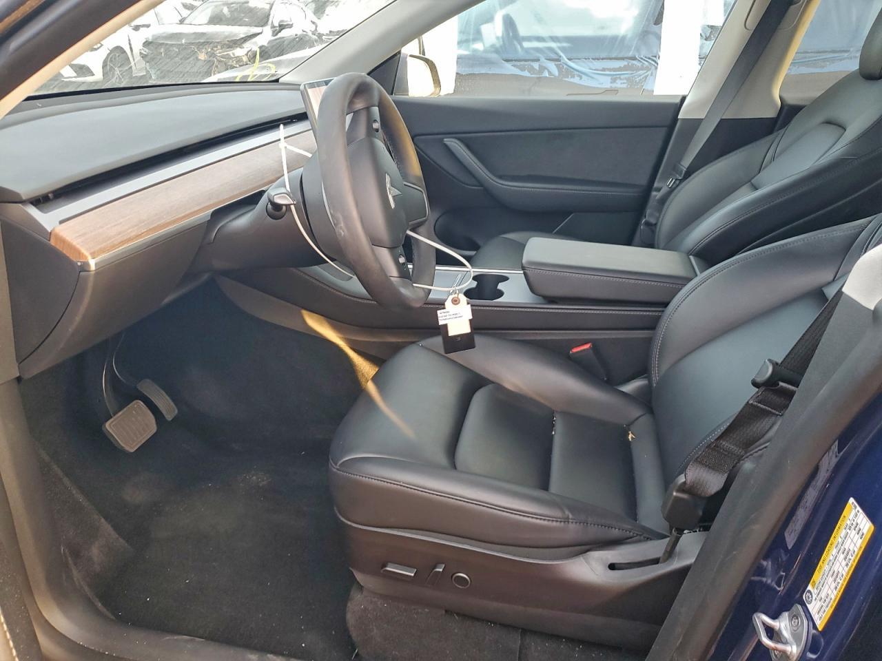 2022 Tesla Model Y - Image 7