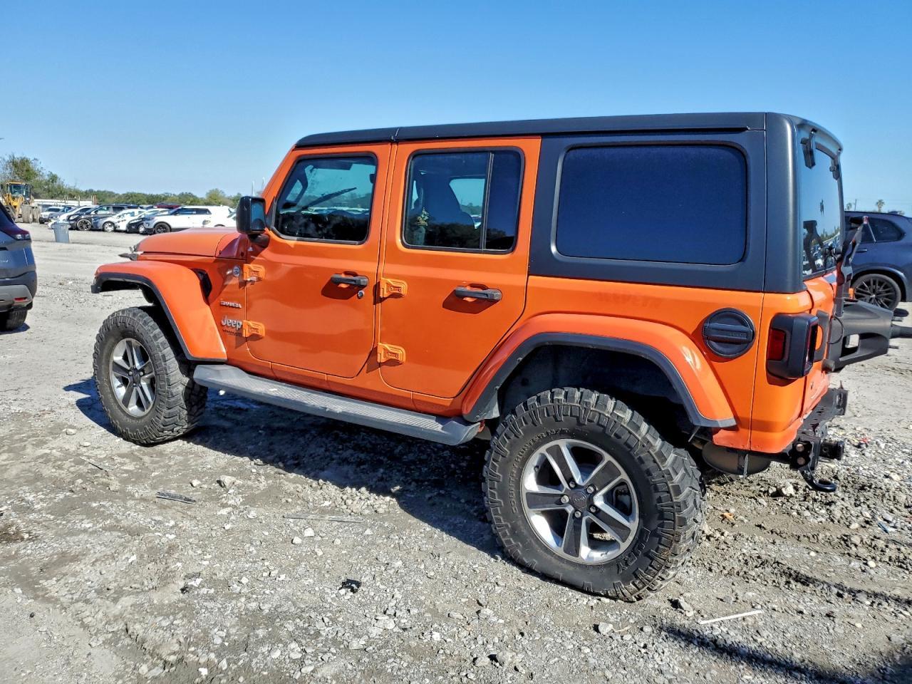 2018 Jeep Wrangler Unlimited Sahara - Image 2