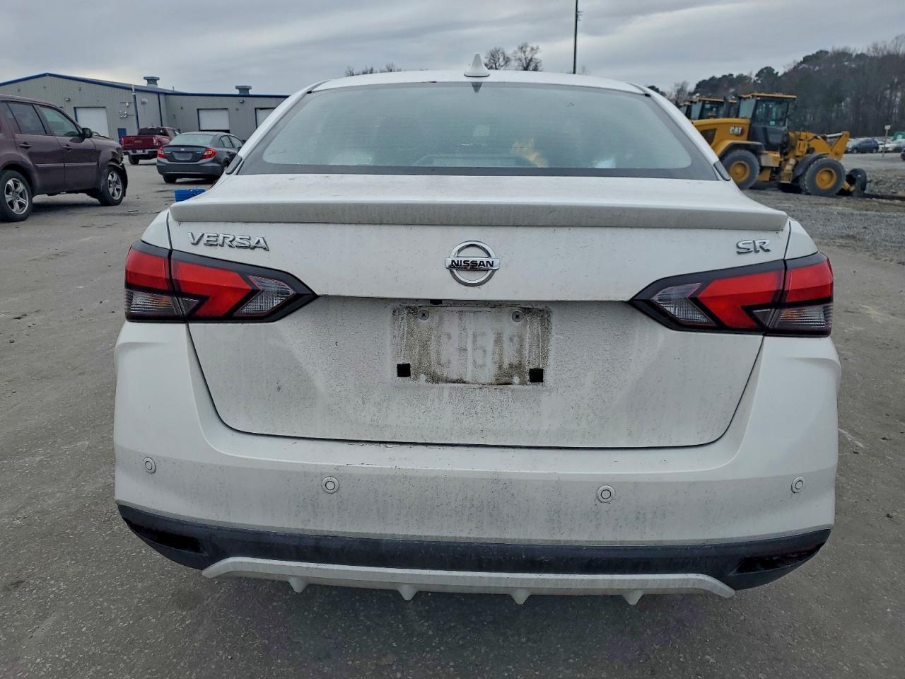 2021 Nissan Versa Sr - Фото 6