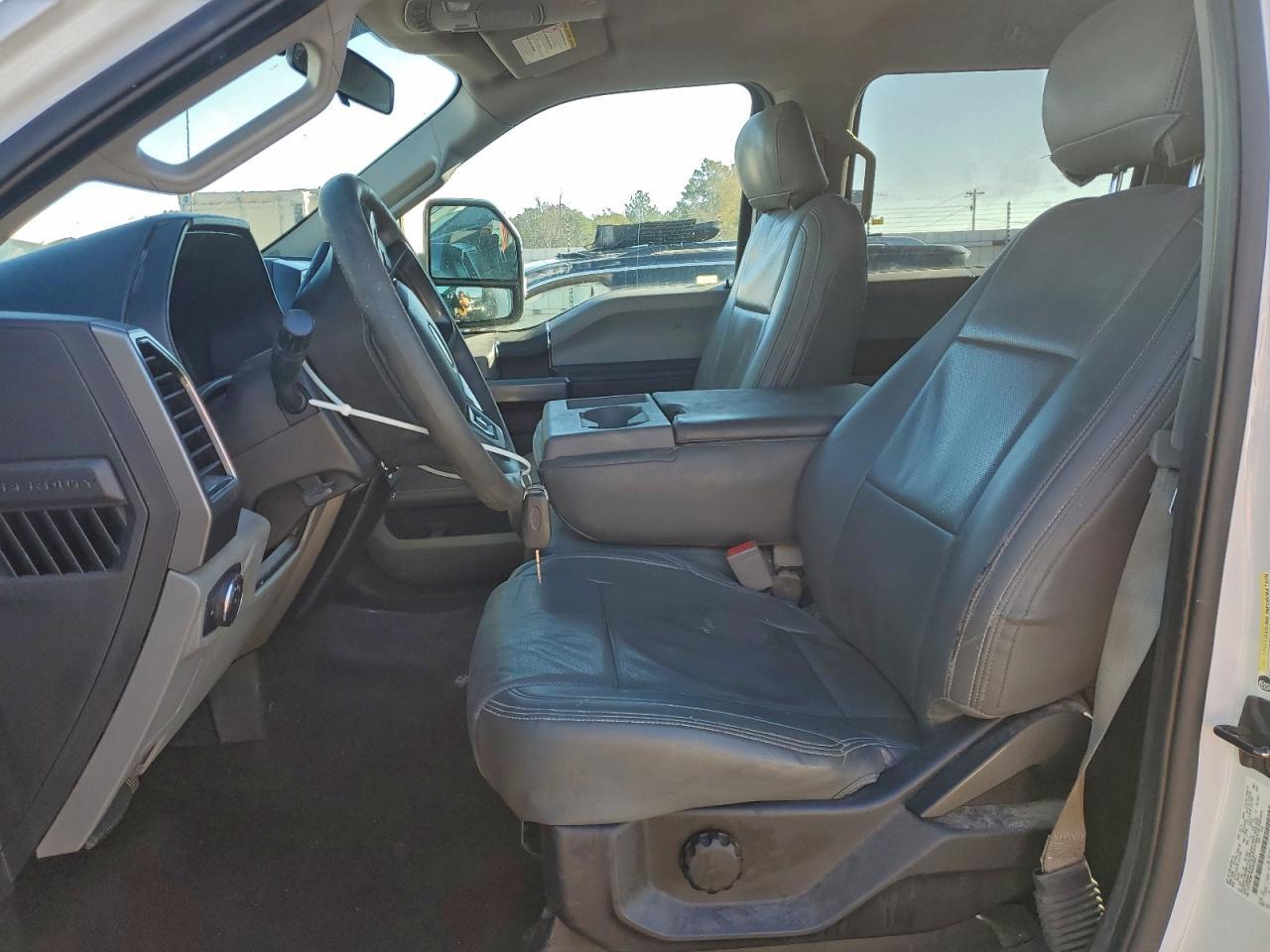 2019 Ford F250 Super Duty - Фото 7