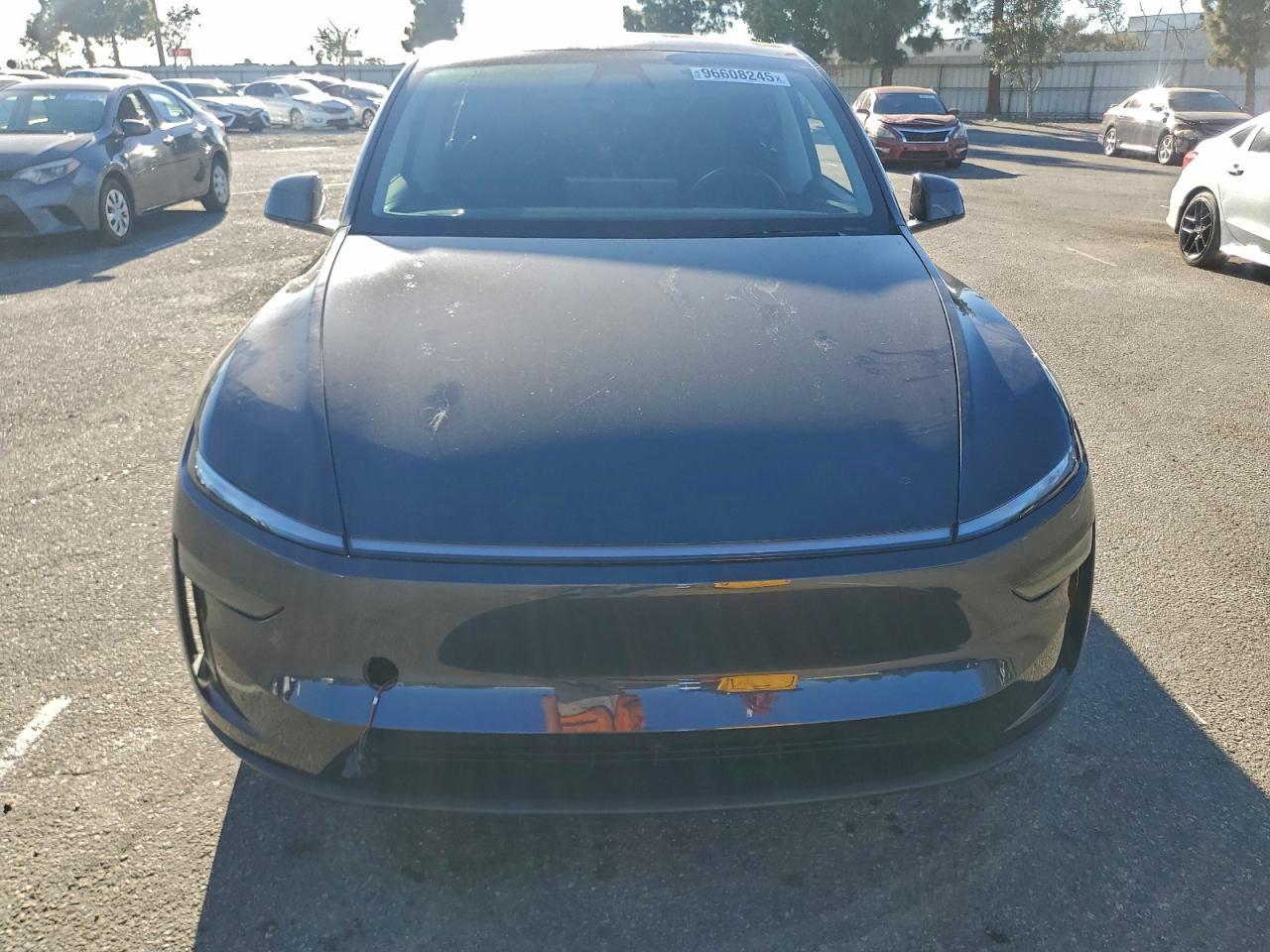 2026 Tesla Model Y - Image 5