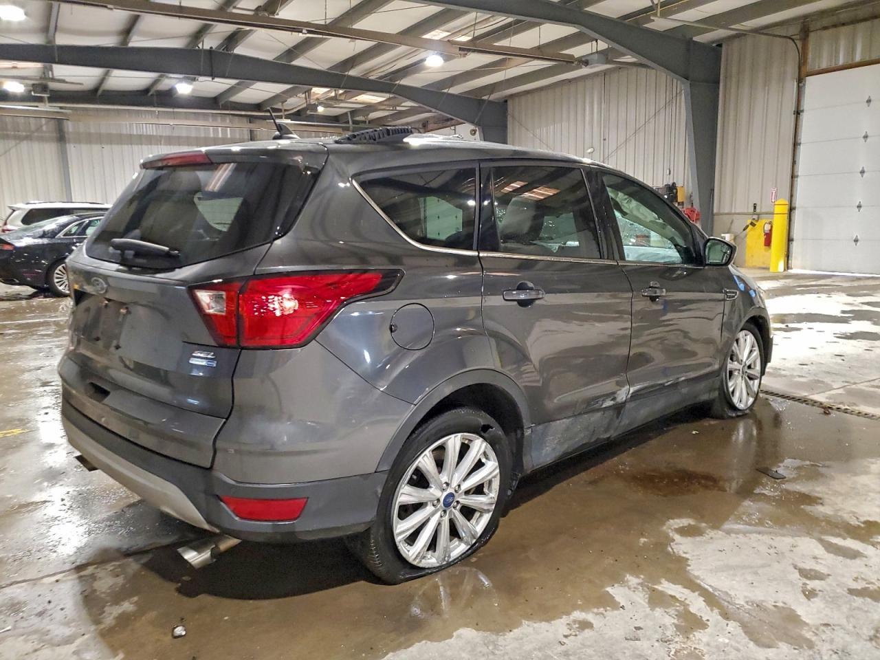 2019 Ford Escape Sel - Image 3