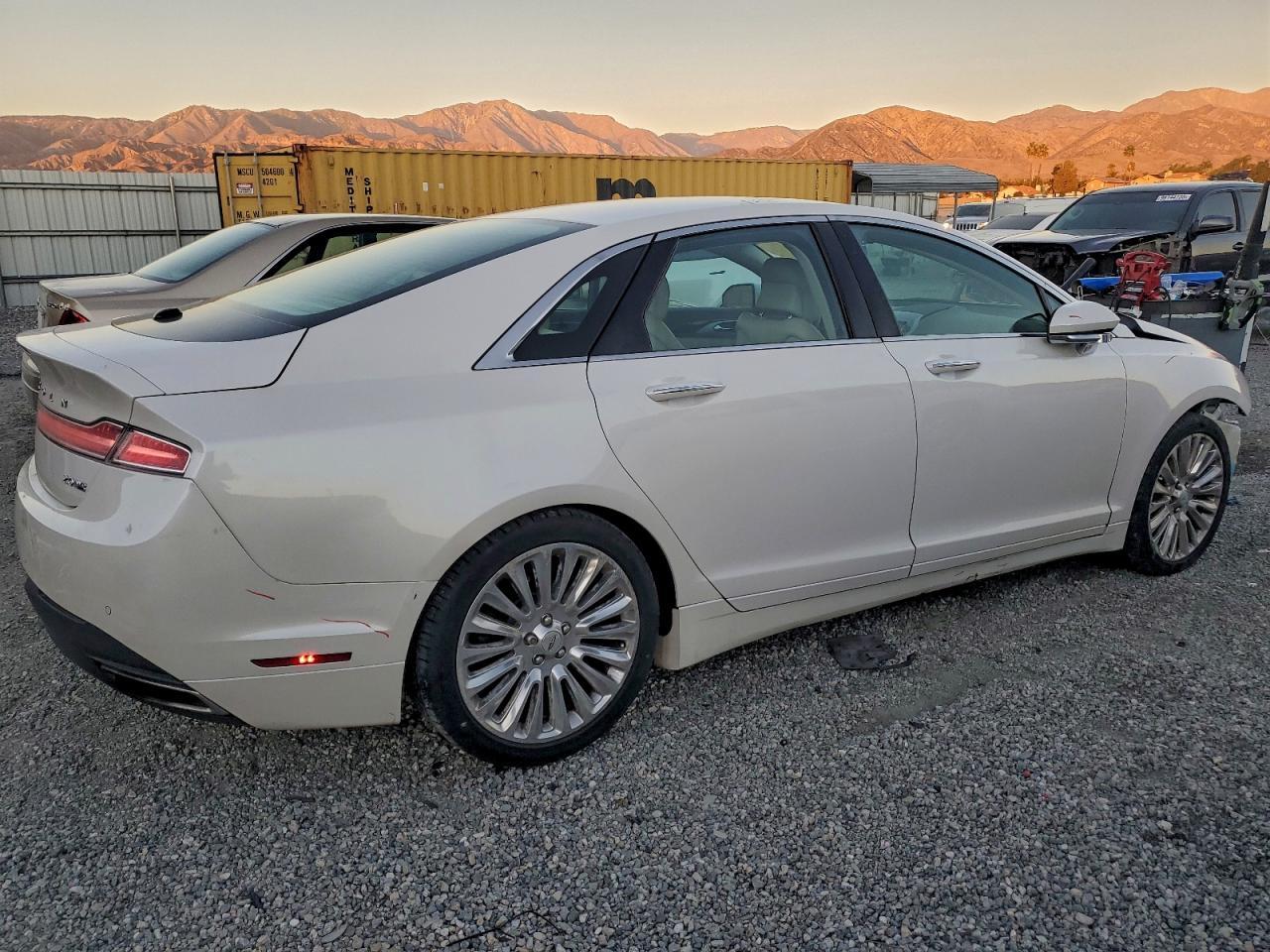 2013 Lincoln Mkz - Image 3
