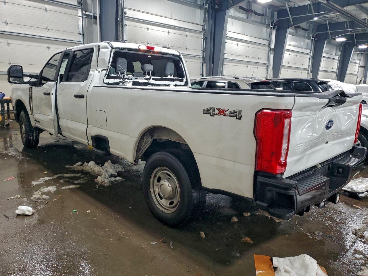 2025 Ford F250 Super Duty - Image 2
