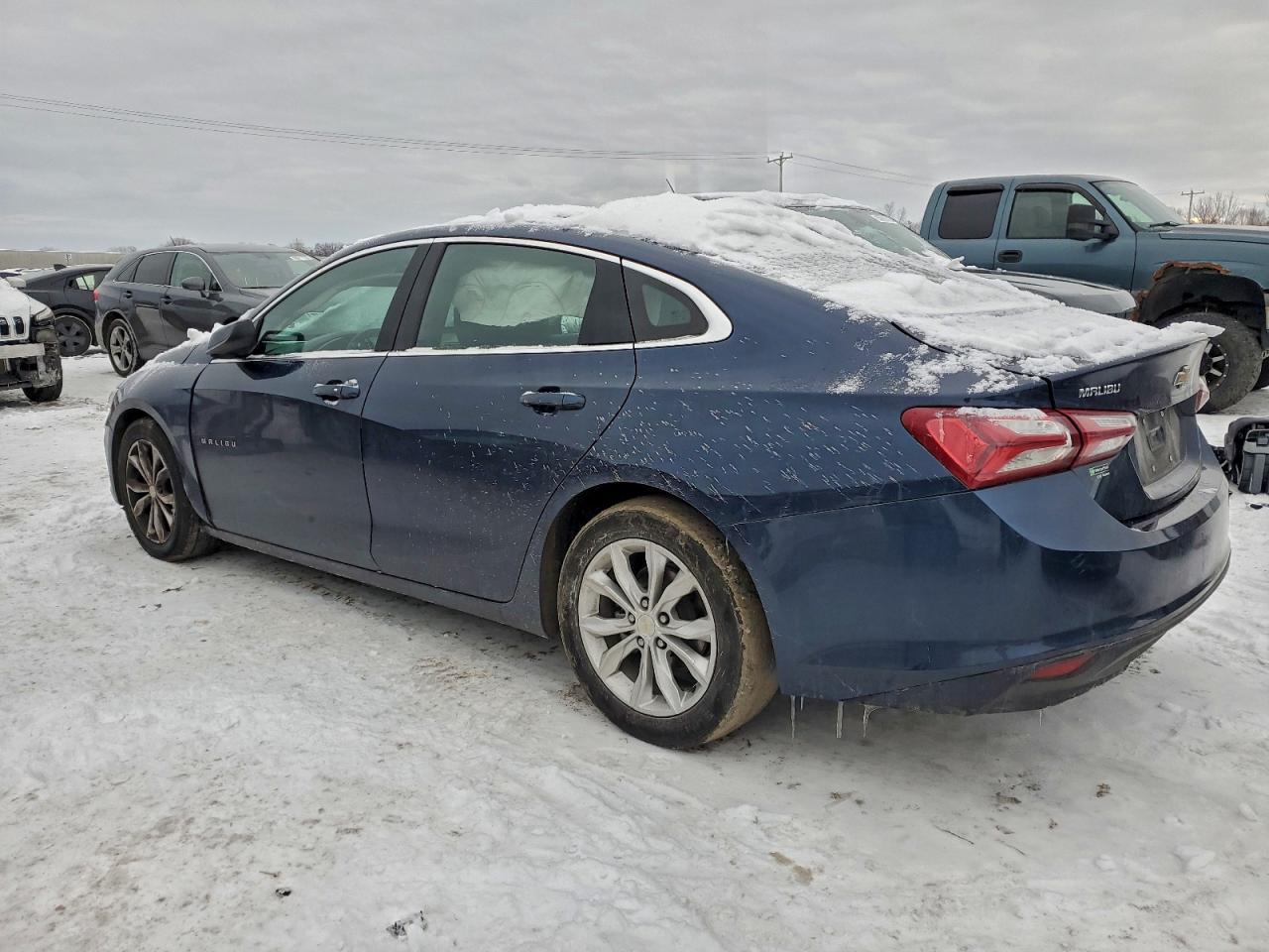 2022 Chevrolet Malibu Lt - Image 2