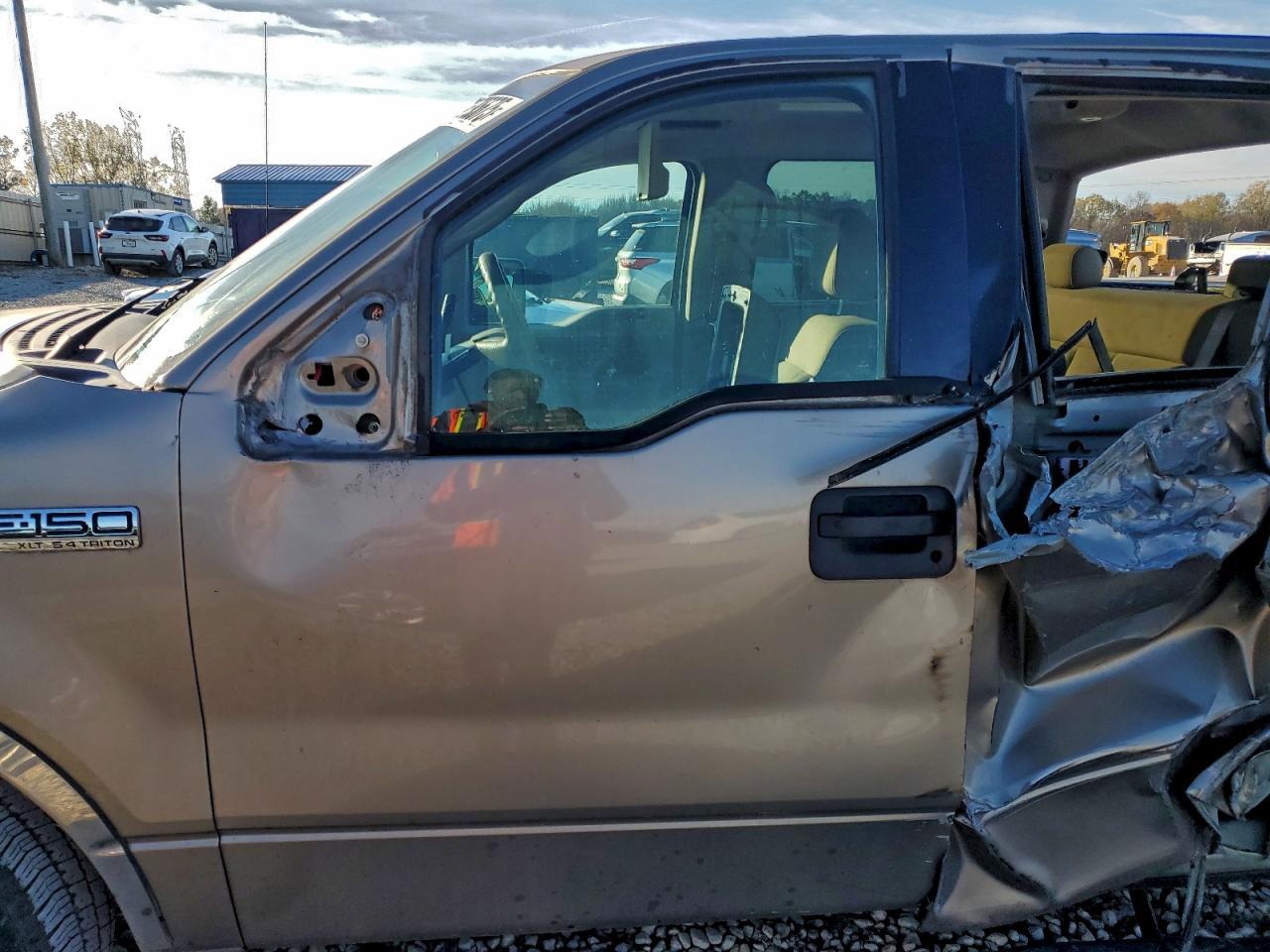 2004 Ford F150 Supercrew - Image 7