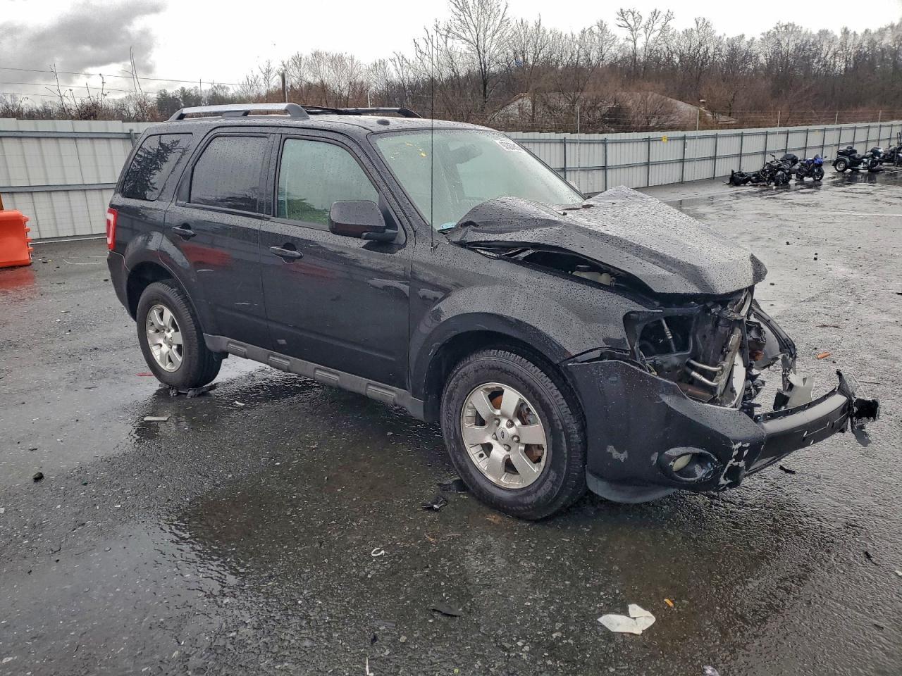 2011 Ford Escape Limited - Фото 4