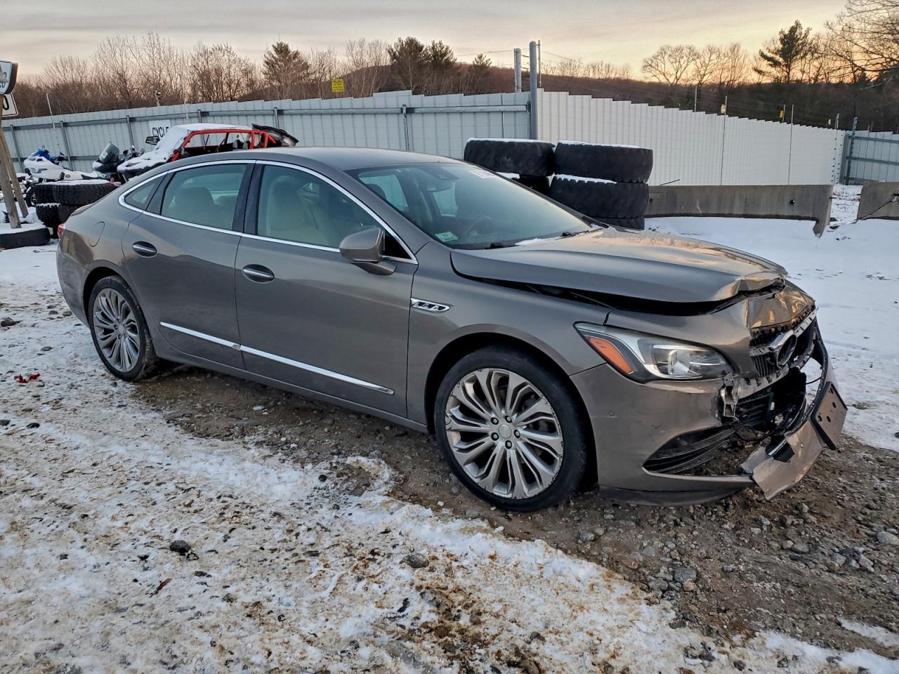 2017 Buick Lacrosse Premium - Фото 4
