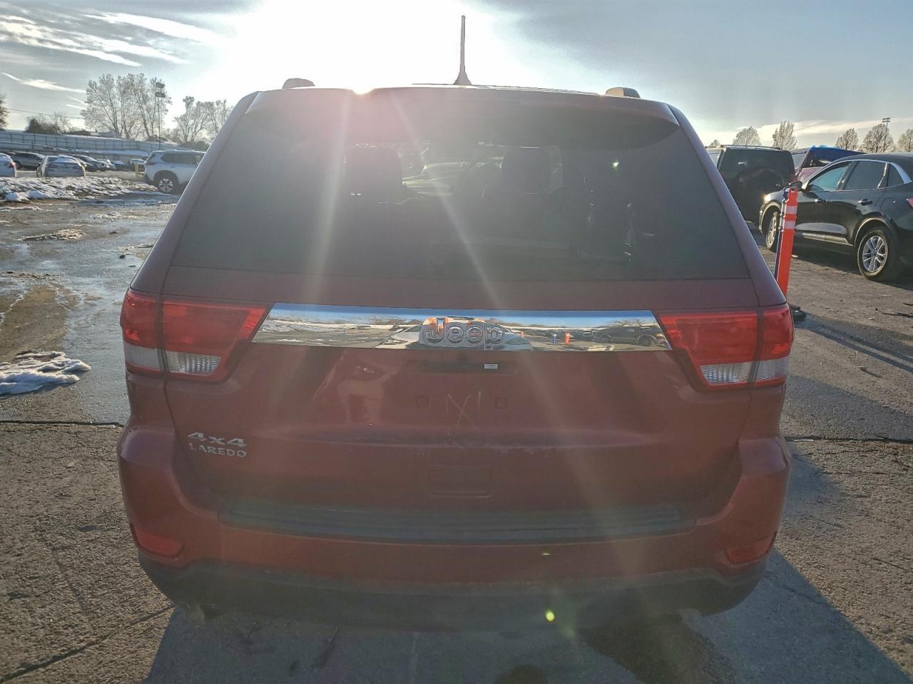 2011 Jeep Grand Cherokee Laredo - Фото 6