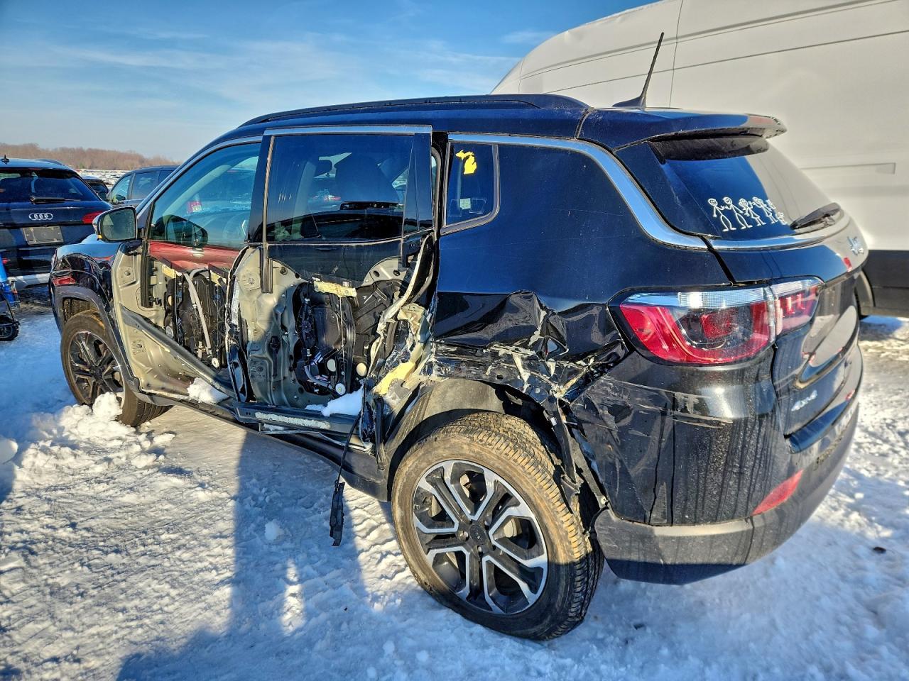2022 Jeep Compass Limited - Фото 2