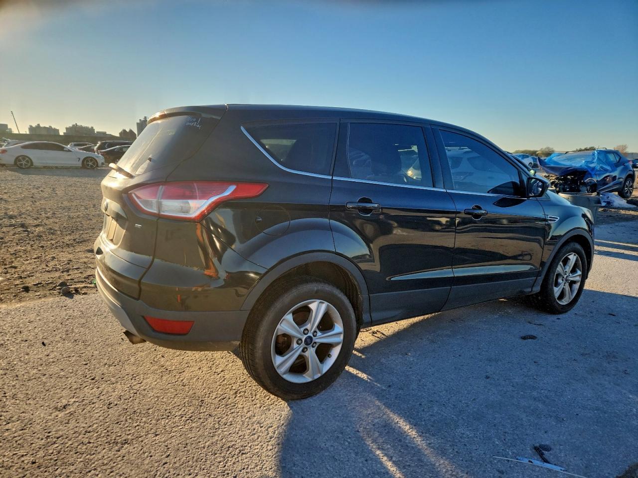 2015 Ford Escape Se - Image 3
