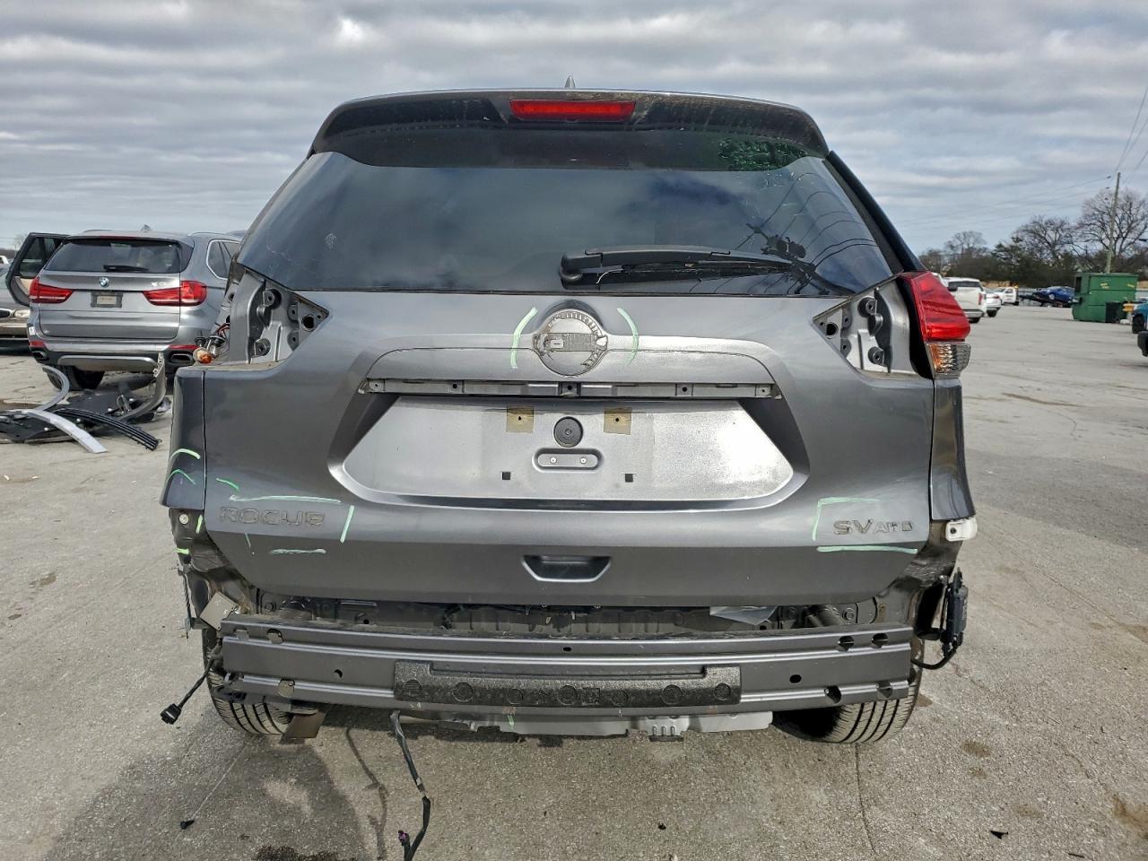 2017 Nissan Rogue Sv - Image 6