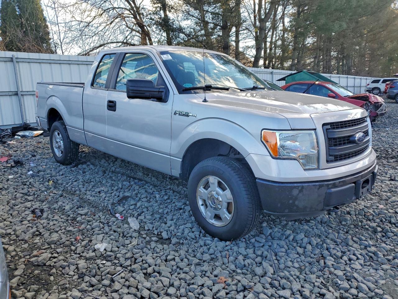 2014 Ford F150 Super Cab - Фото 4