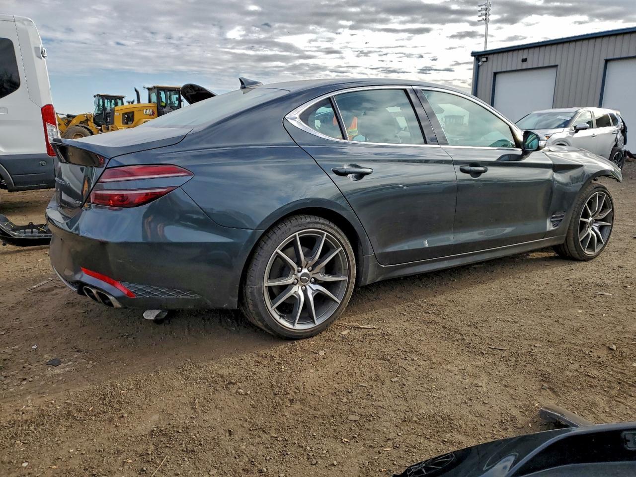2023 Genesis G70 Base - Фото 3