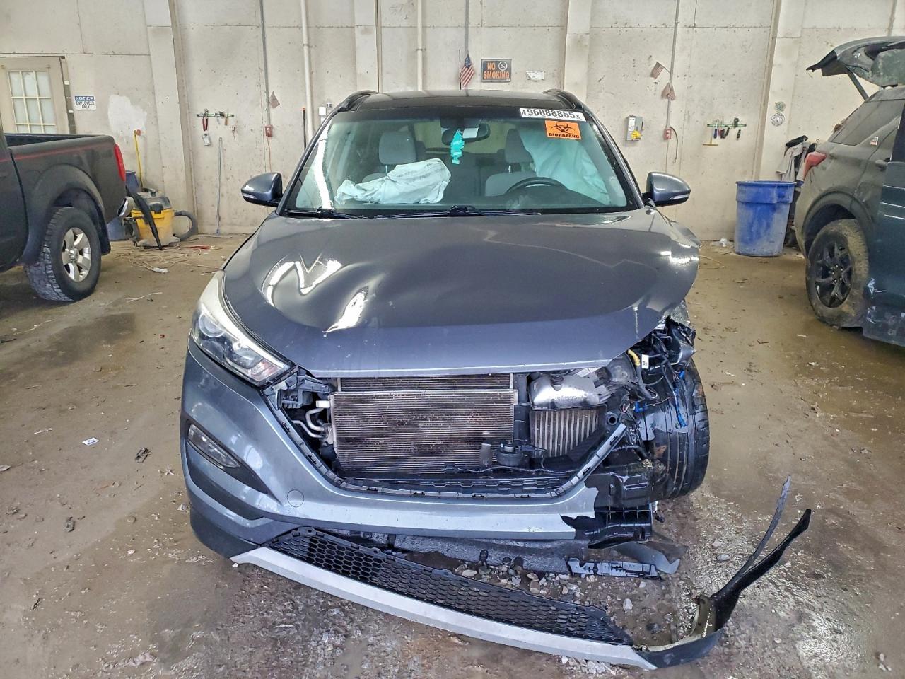2017 Hyundai Tucson Limited - Image 5
