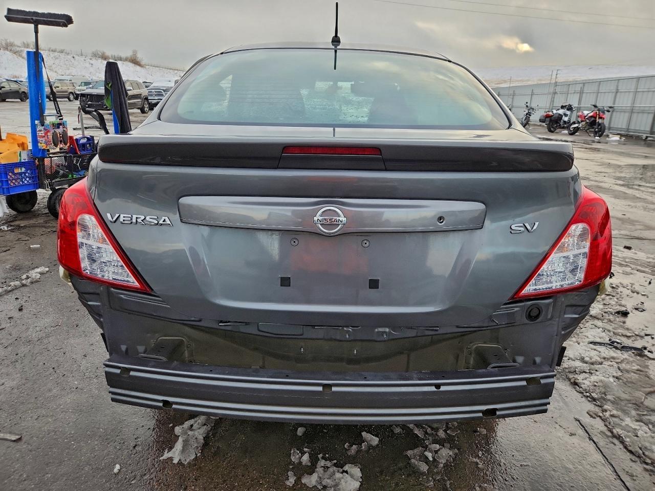 2017 Nissan Versa S - Image 6