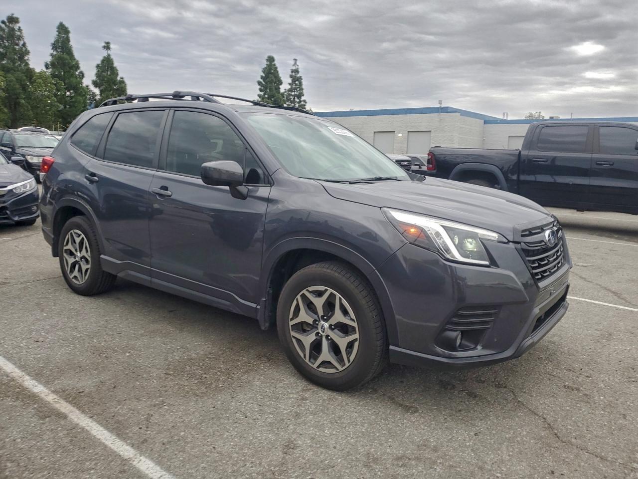 2023 Subaru Forester Premium - Фото 4