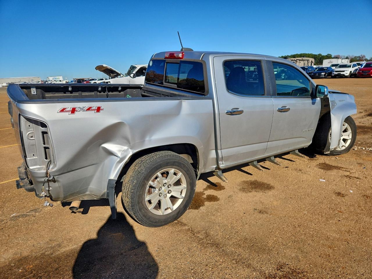 2017 Chevrolet Colorado Lt - Фото 3