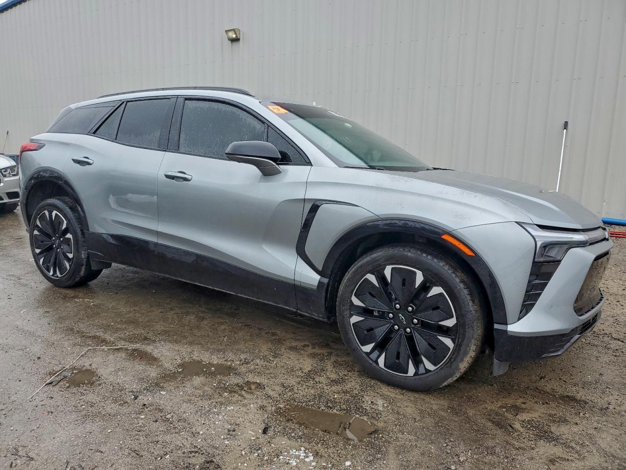 2024 Chevrolet Blazer Rs - Image 4