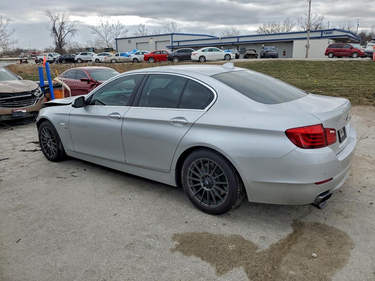 2012 BMW 550 Xi - Фото 2