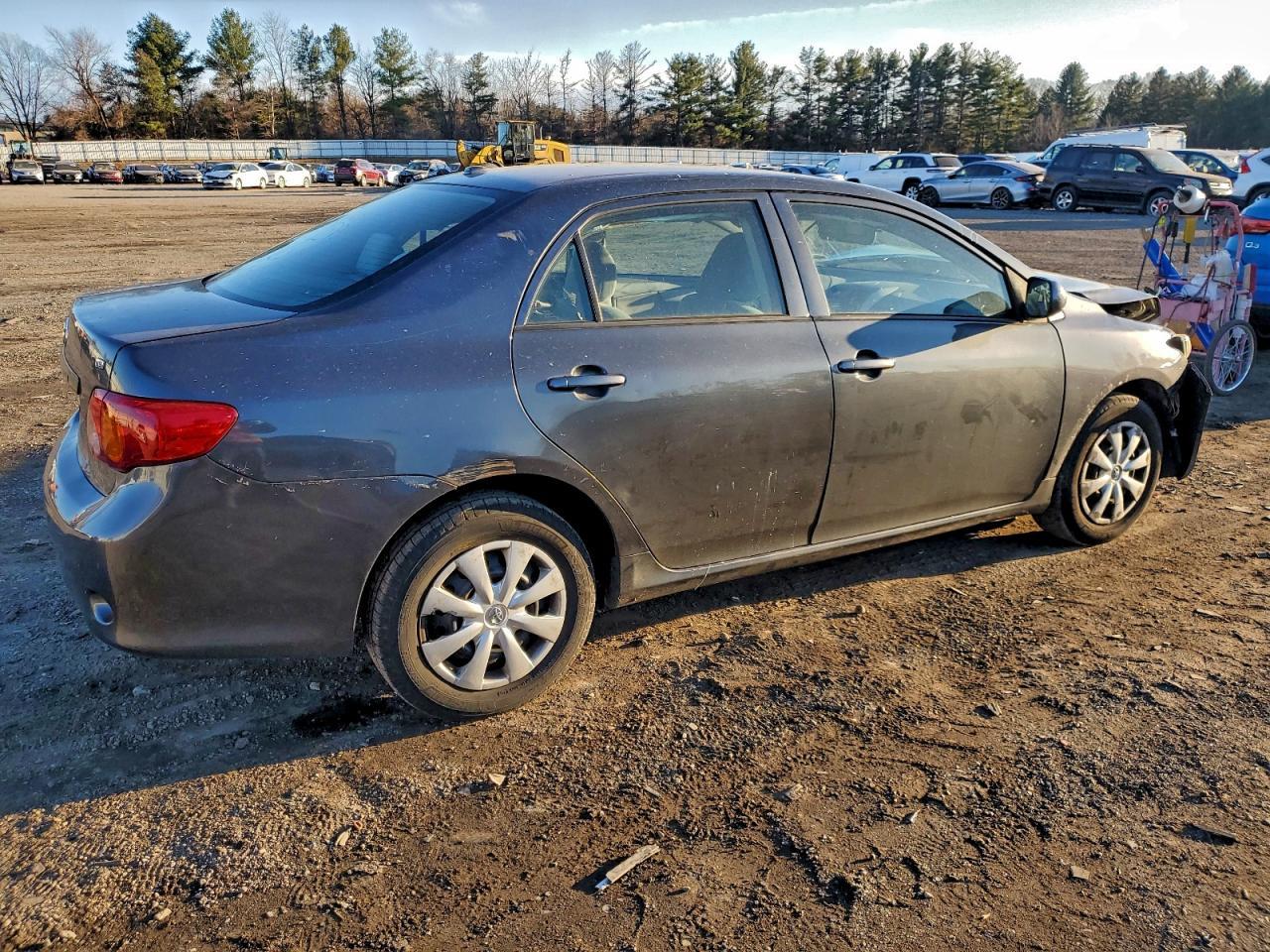 2010 Toyota Corolla Base - Фото 3