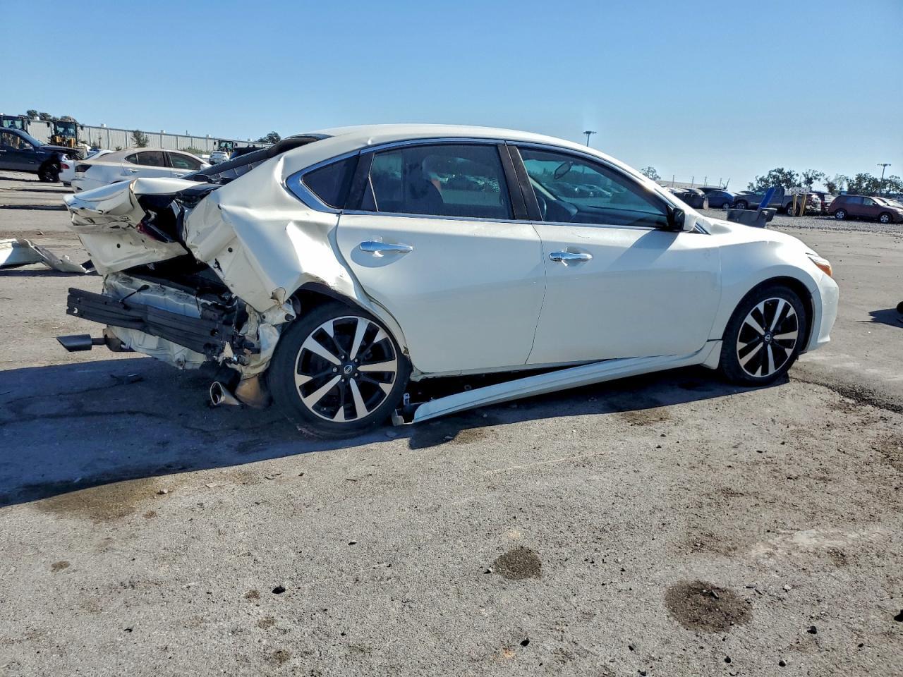 2018 Nissan Altima 2.5 - Фото 3