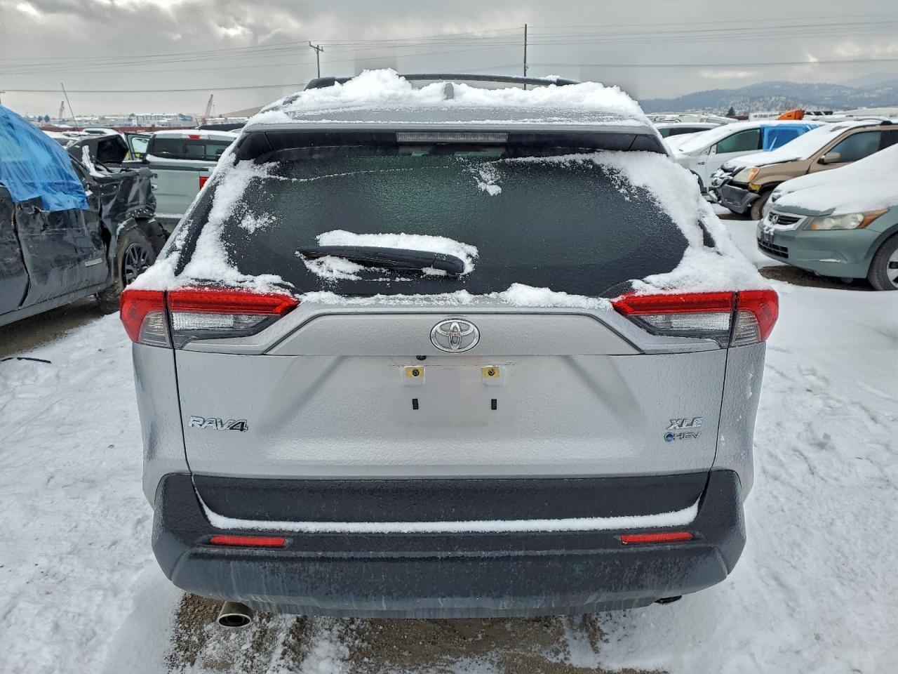 2025 Toyota Rav4 Xle - Image 6