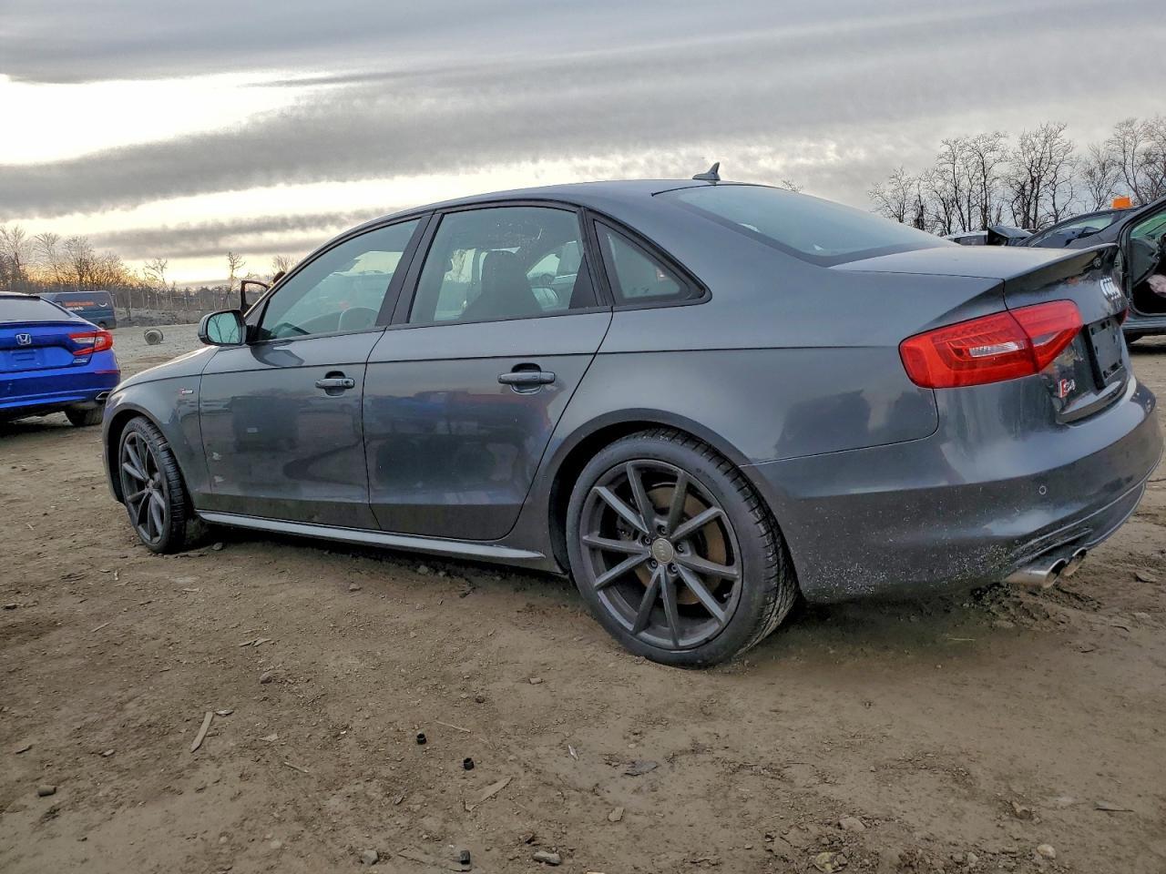 2016 Audi S4 Premium Plus - Image 2