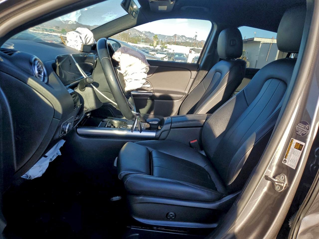 2022 Mercedes-Benz Gla 250 - Image 7